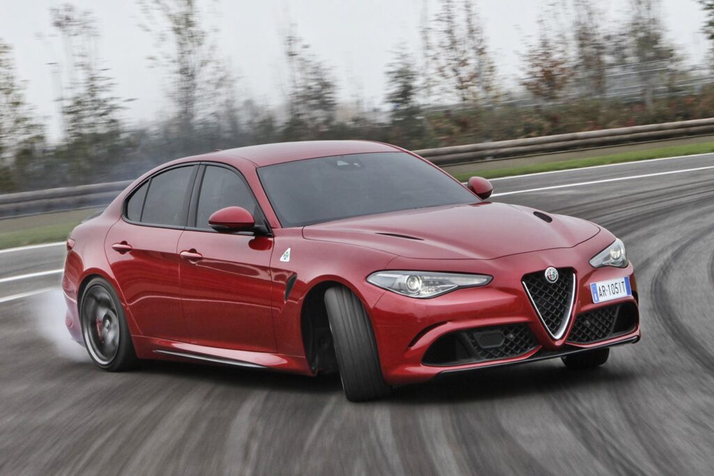 Alfa Romeo Giulia Quadrifoglio sedan