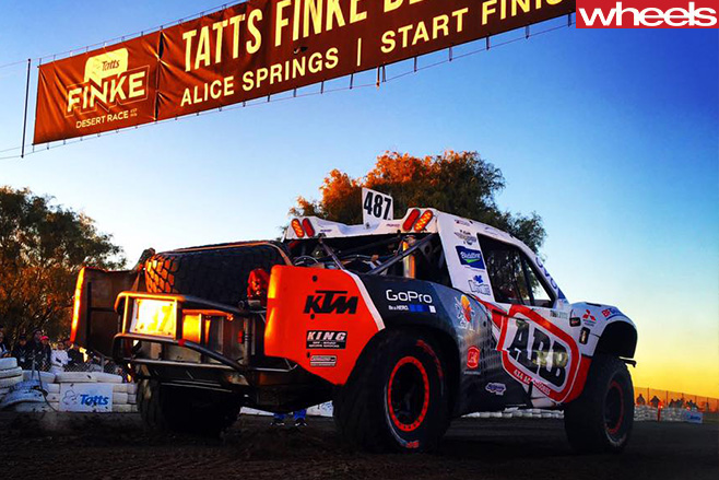Toby -Price -racing -Mazda -BT-50-in -Finke -Desert -Race