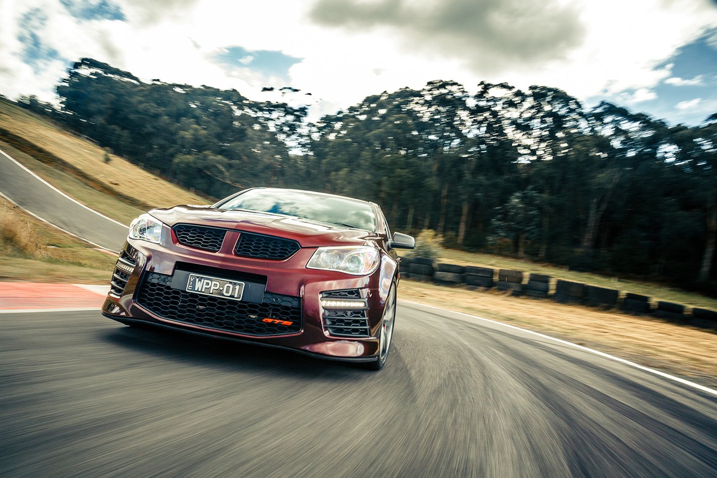 2017 Walkinshaw W557 front bonnet.jpg
