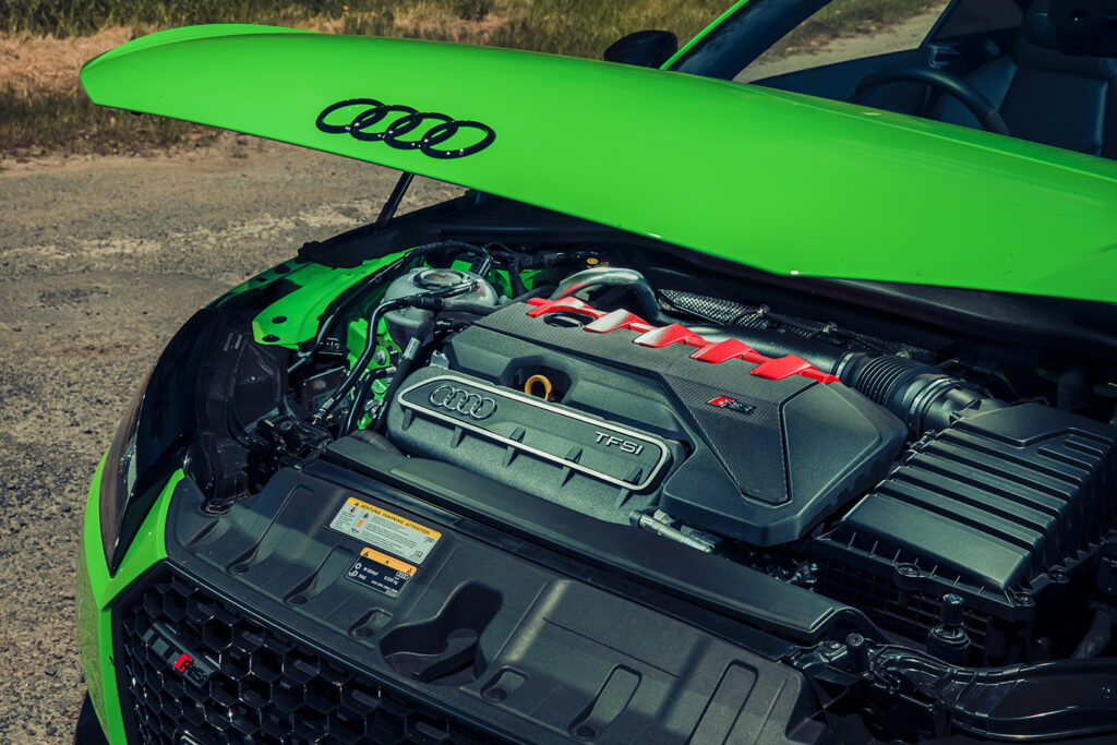 Audi TT RS engine