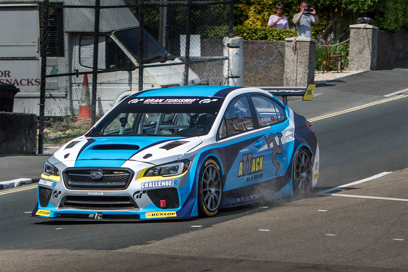 Subaru -Isle -of -Man -TT-record -action