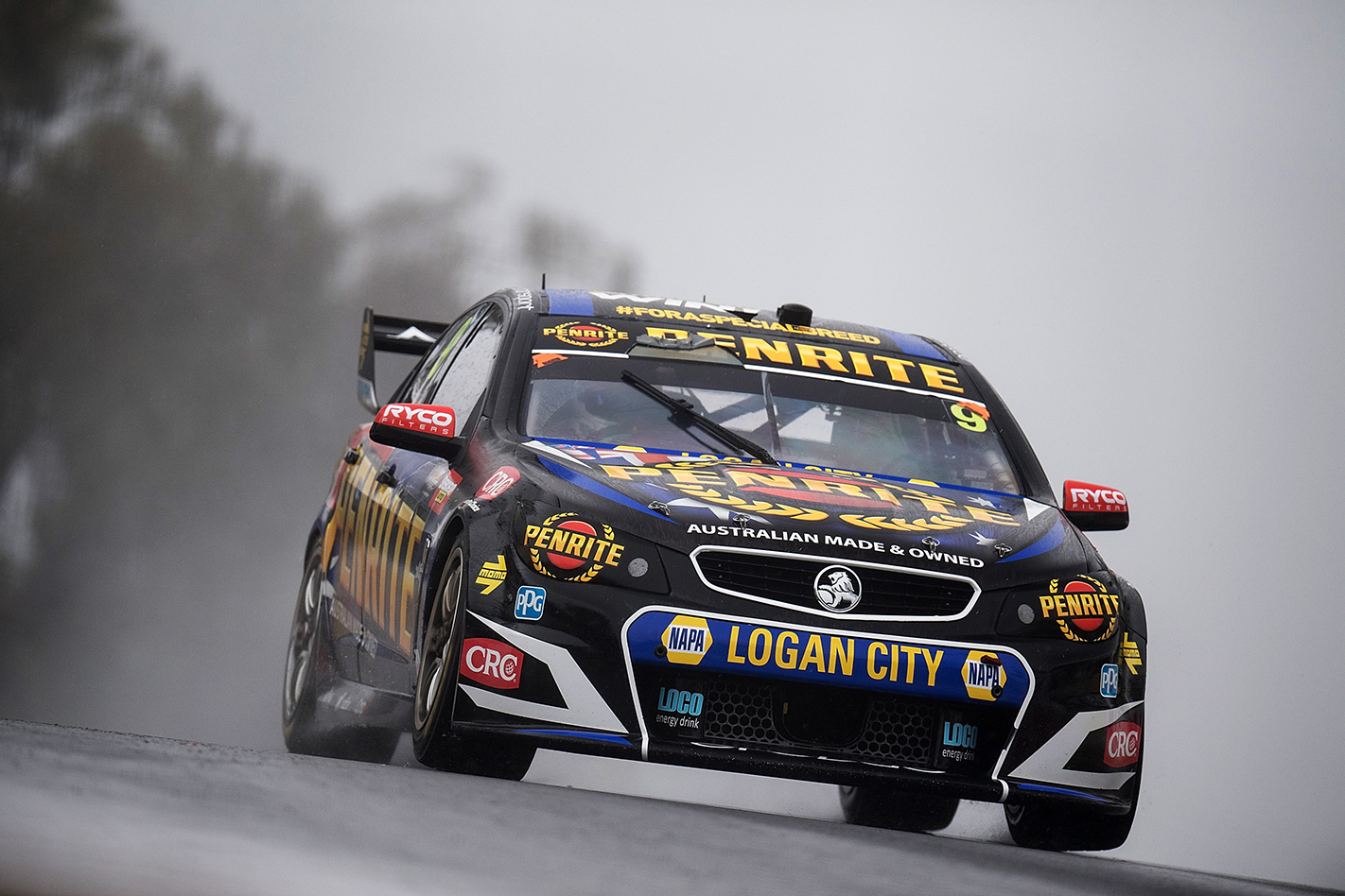 Reynolds wins the 2017 Bathurst 1000