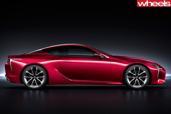 Lexus -LC500-side