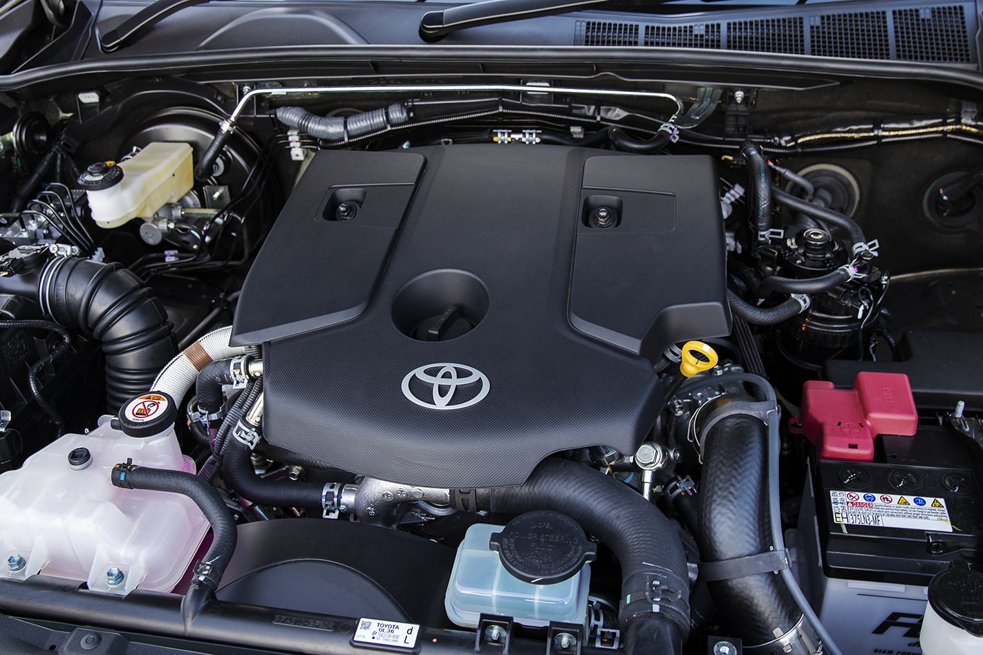 hILUX 2.8-LITRE TURBODIESEL