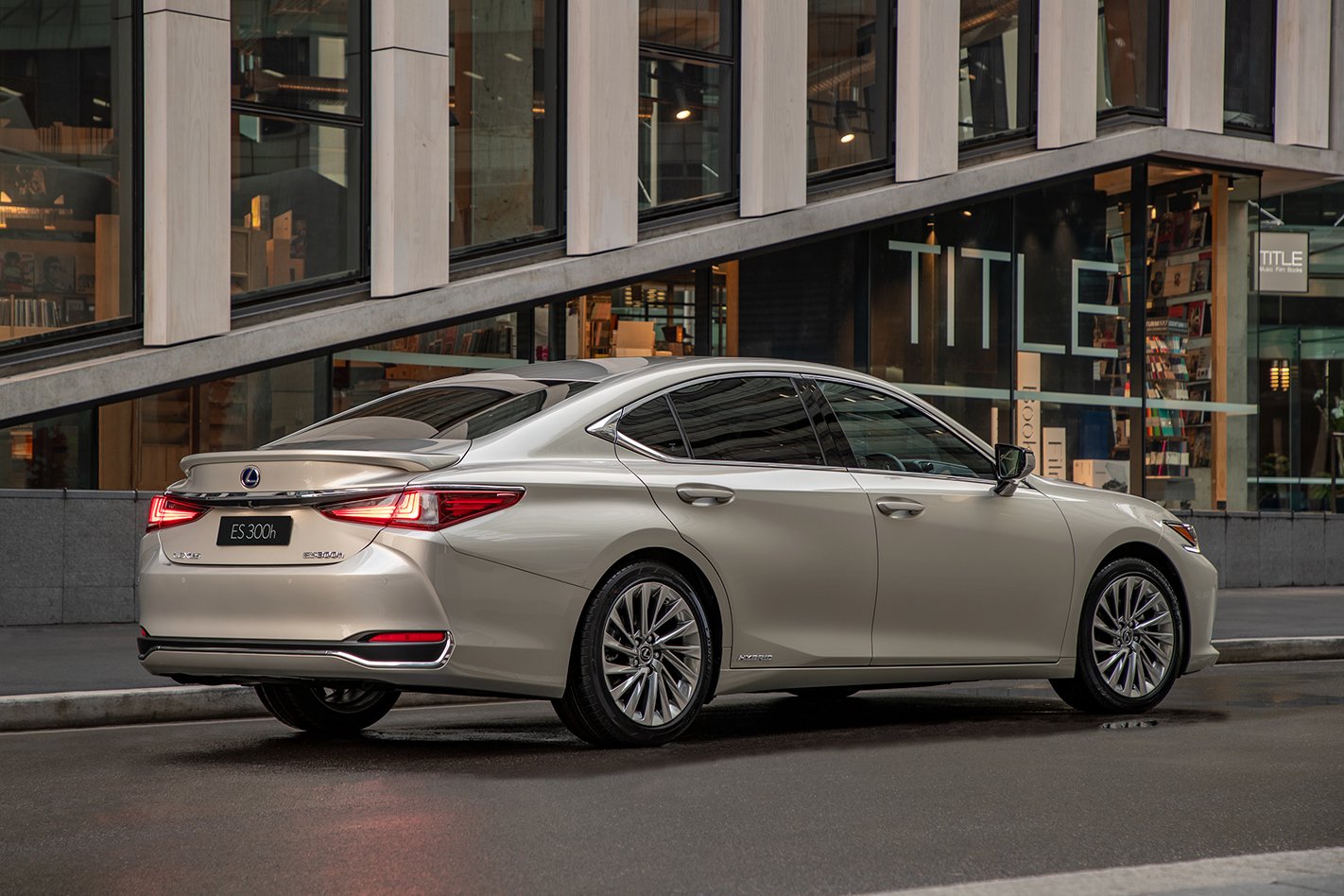 Lexus ES 300h Sport Luxury