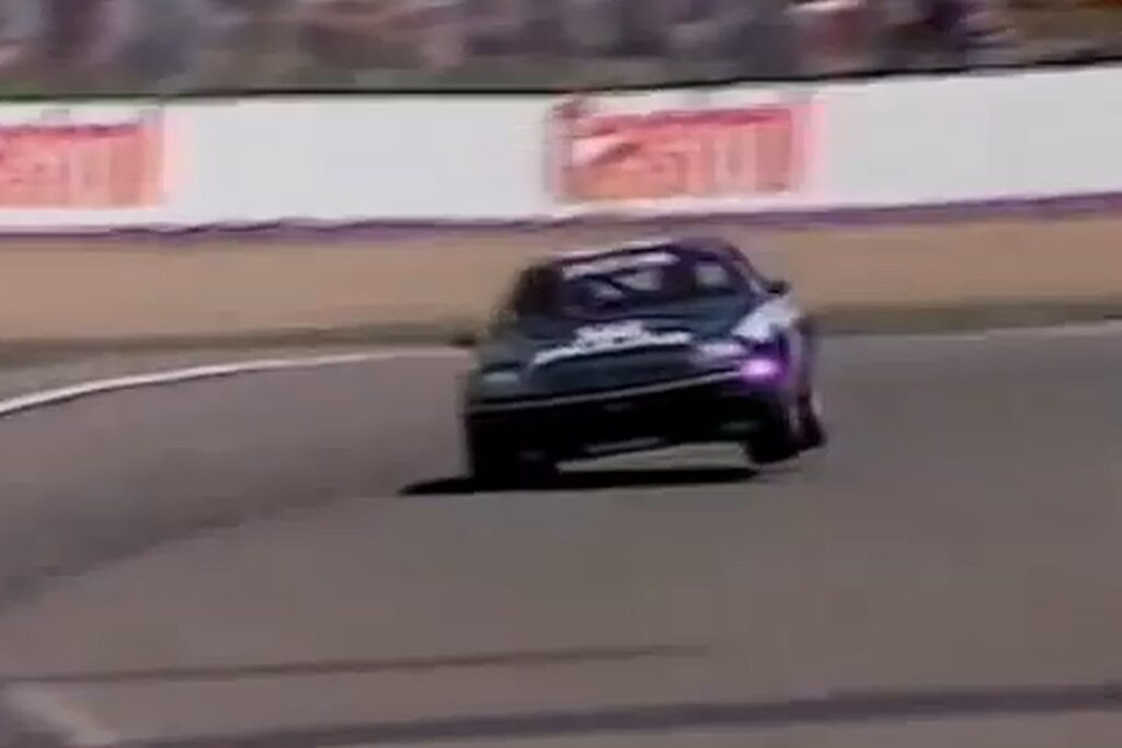 Walkinshaw V12 Jaguar Bathurst