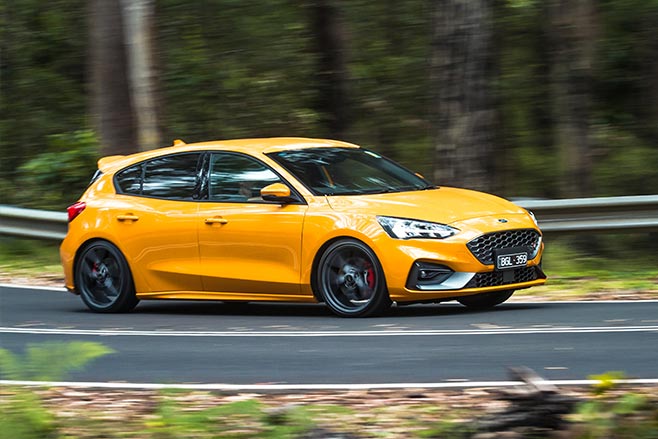 2020 Ford Focus ST side