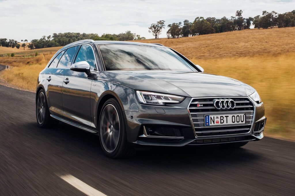 2017 Audi S4 Avant front