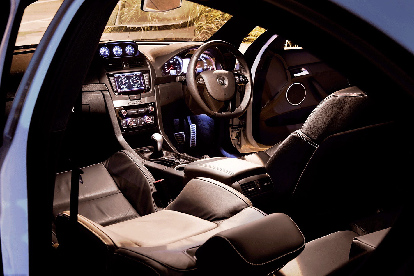 Blat in Black 2011 HSV Black Edition Interior