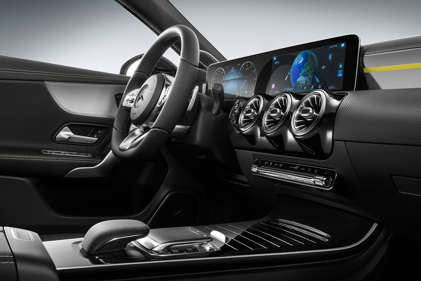 2018 Mercedes-Benz A-class electronics