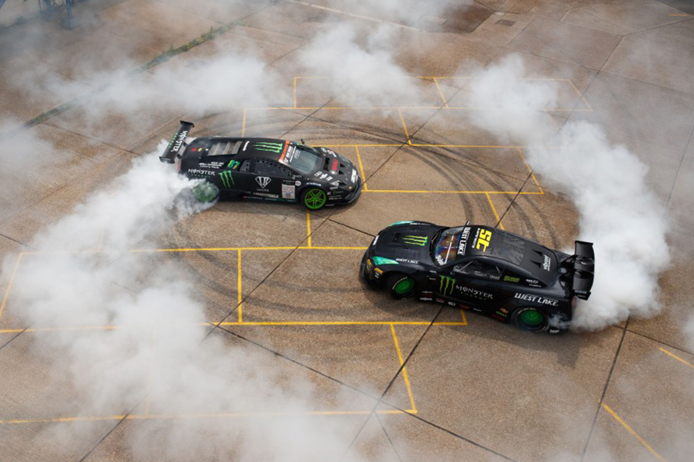 Battle Drift 2 Daigo Saito vs Baggsy drifting