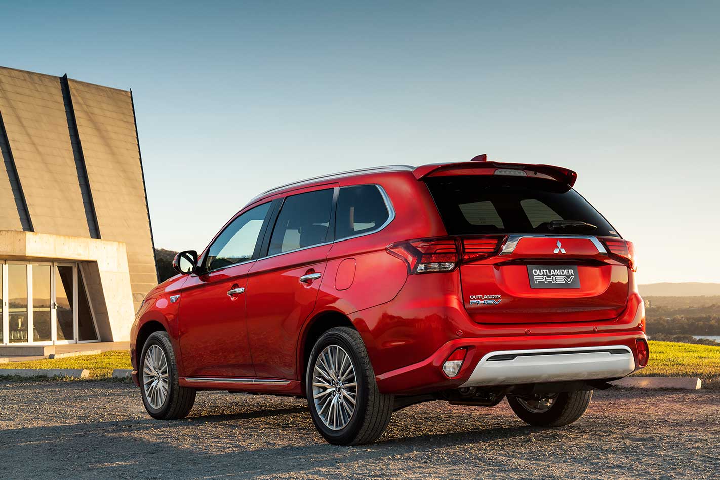 Mitsubishi Outlander PHEV rear