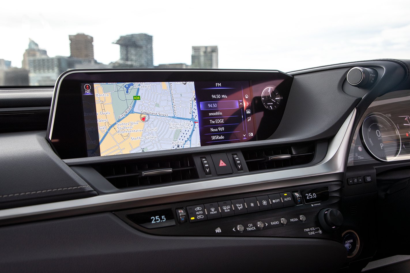 Lexus ES 300h