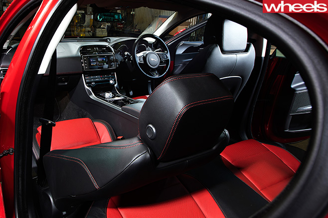 Jaguar -XE-Winner