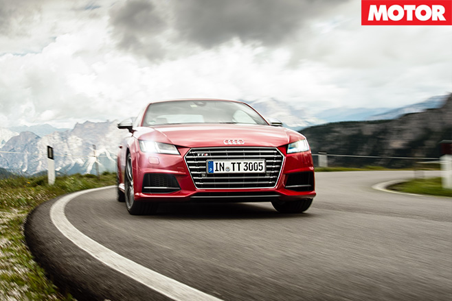 Audi tts turning right