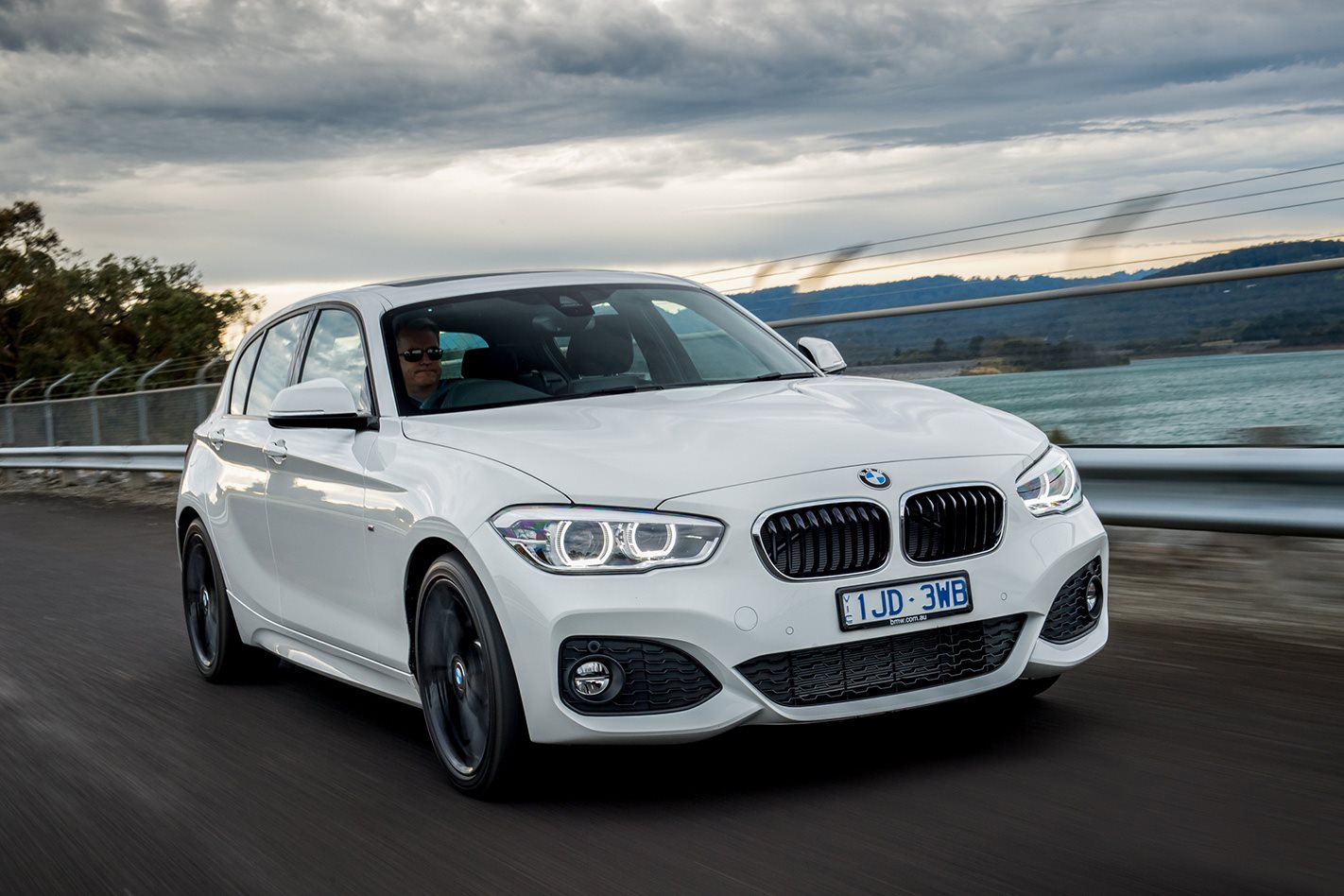 2017 BMW 125i  drive