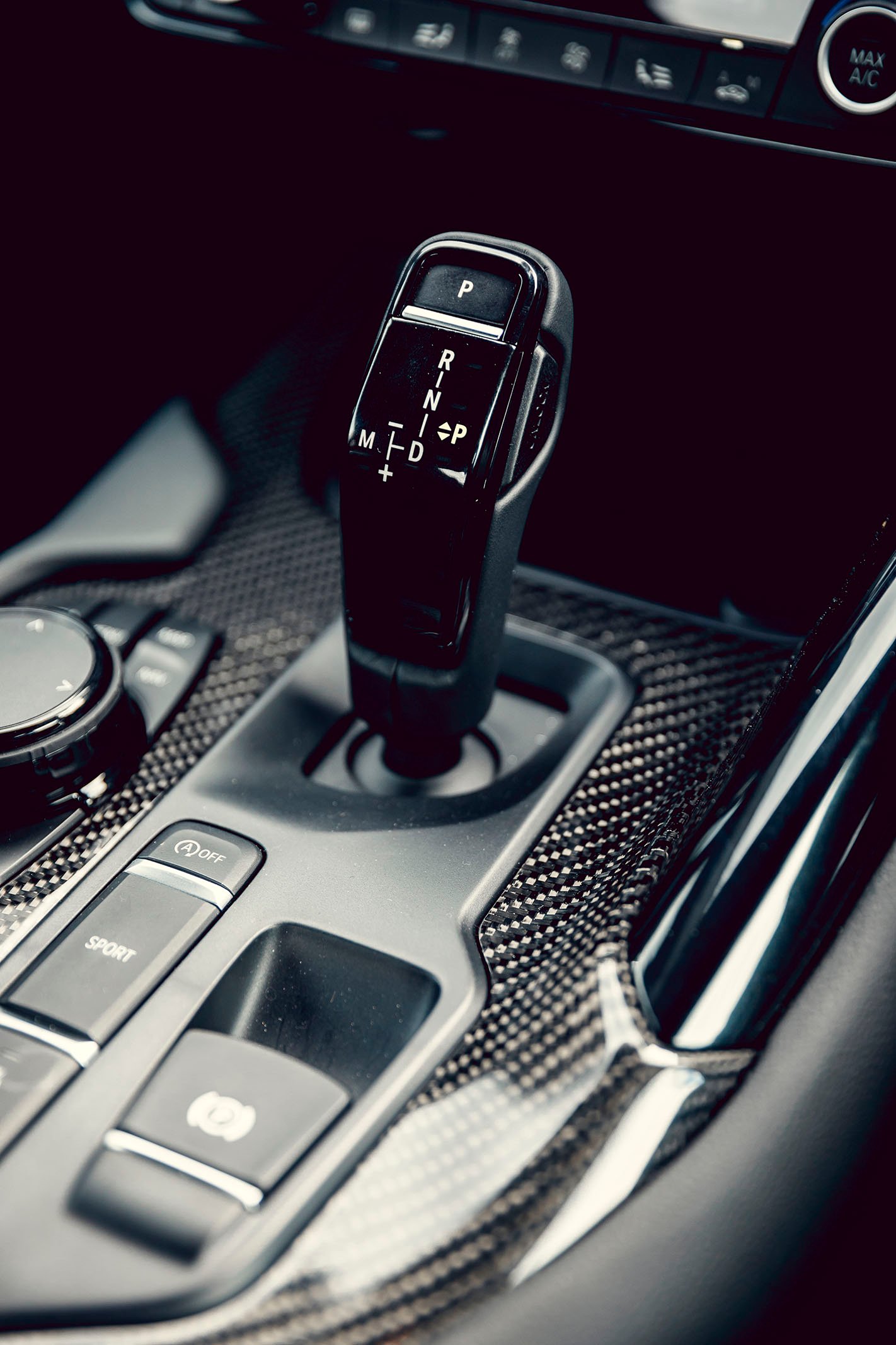 Toyota Supra GT gear shift