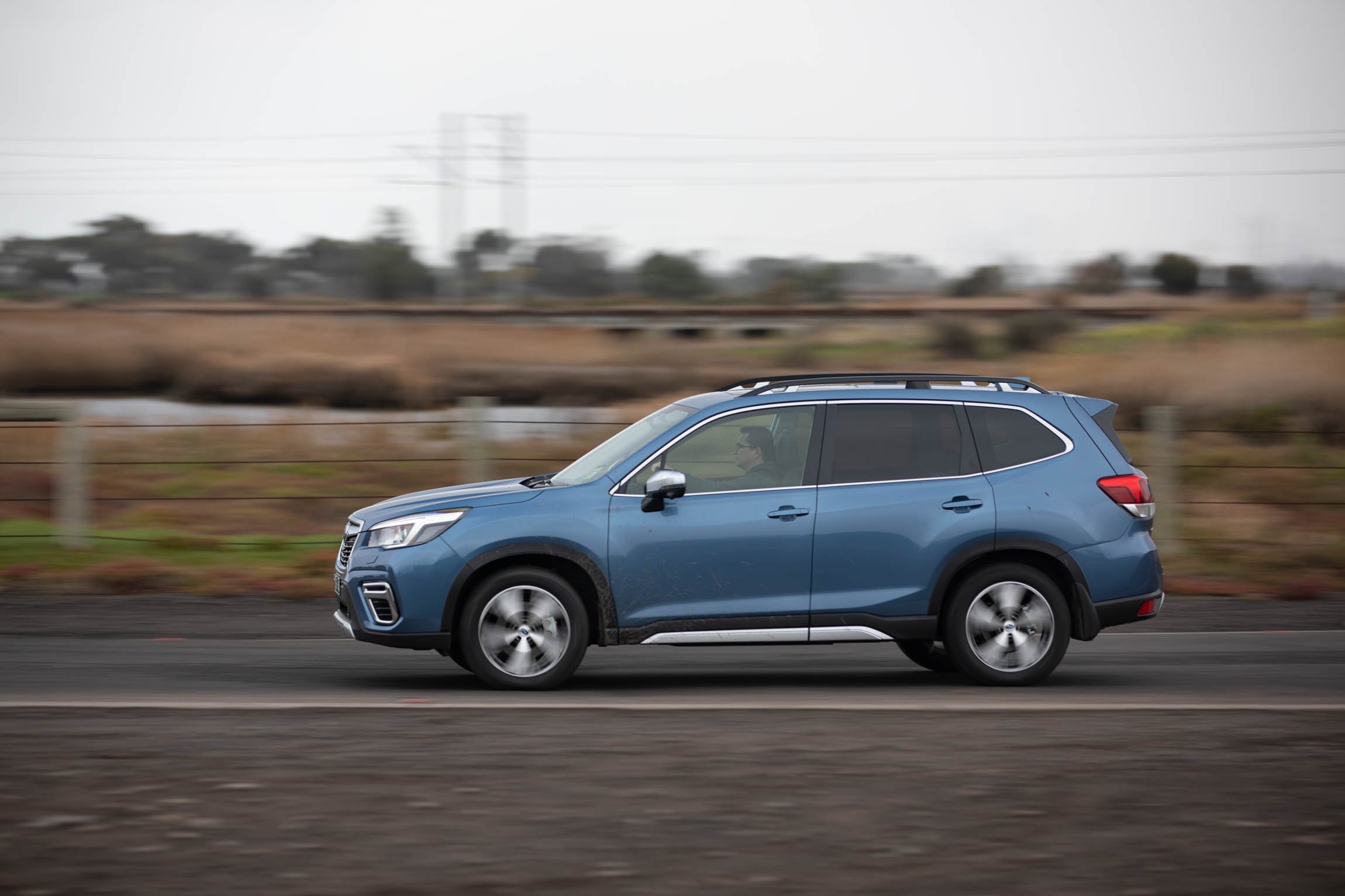 subaru forester 2.0i-s