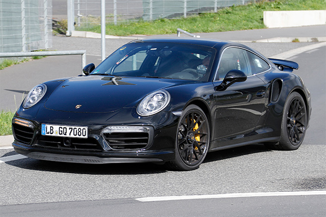 2016-porsche -911-black -coupe -spy -photo