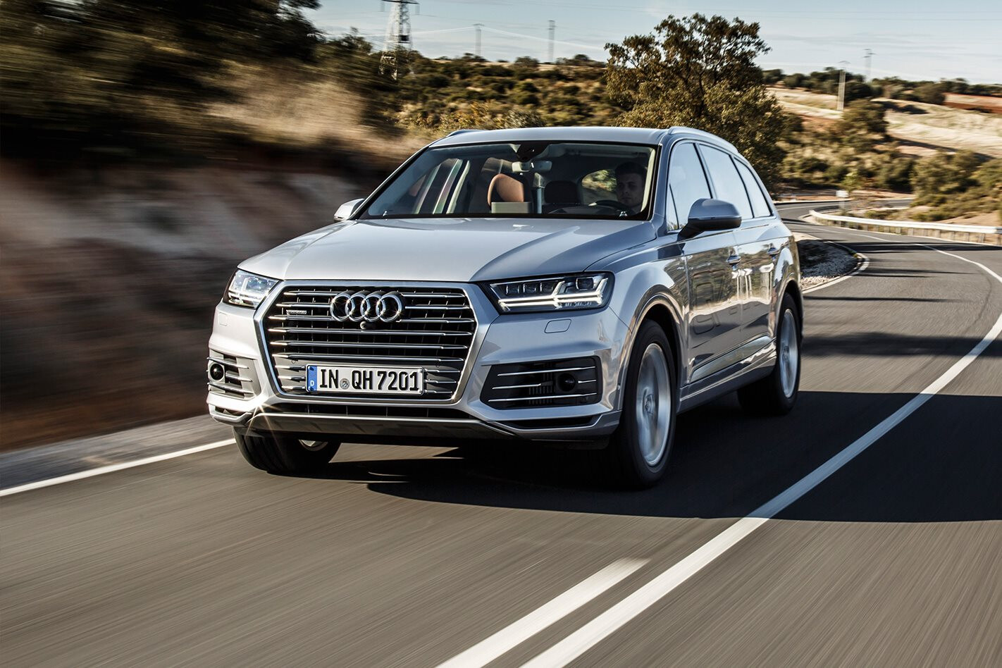 2018 Audi Q7 e-tron landing January