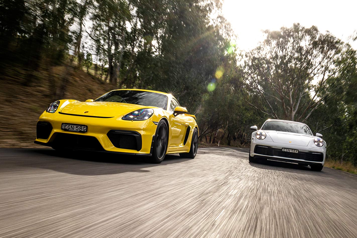 Porsche Cayman GT4 v Porsche 992 Carrera
