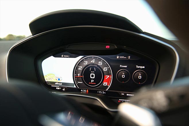 2017 Audi TT RS dash