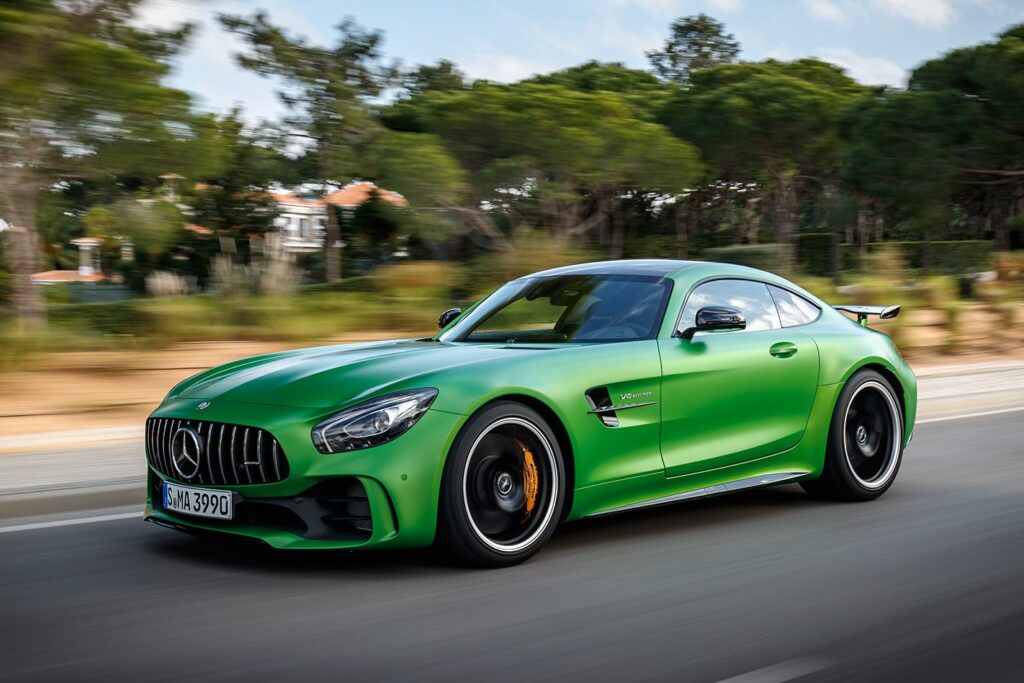 2016 Mercedes-AMG GT R
