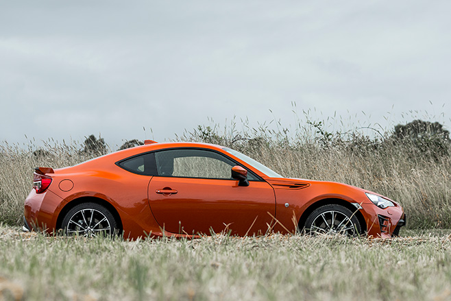 2017 Toyota 86 GTS side