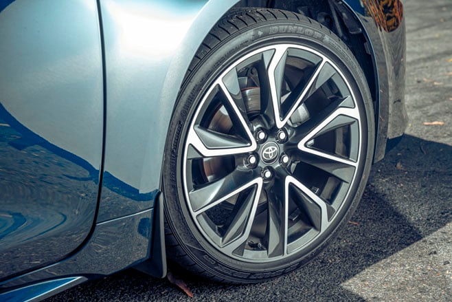 2021 Toyota Corolla ZR wheel