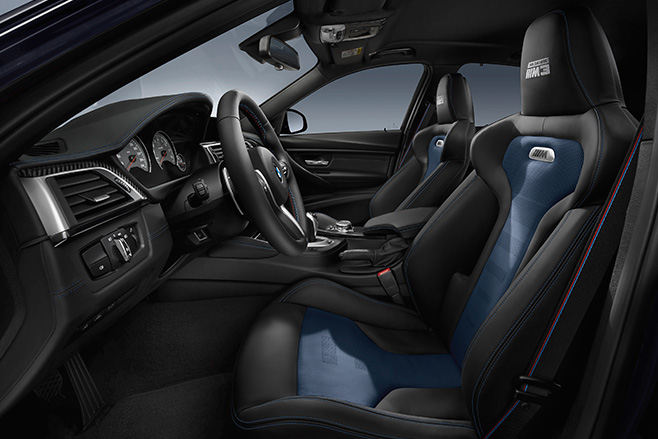 BMW M3 30 Jahre interior