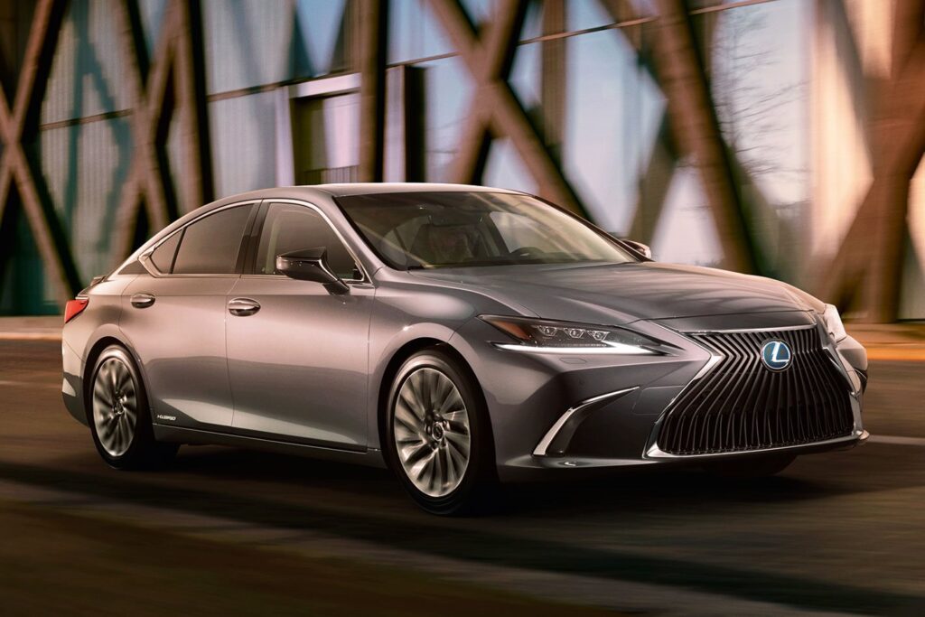 2018 Lexus ES revealed 11