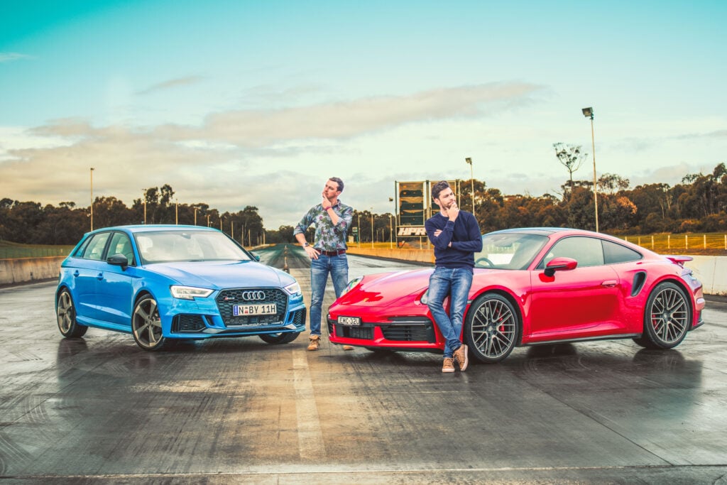 Porsche 911 Turbo v Audi head start drag race