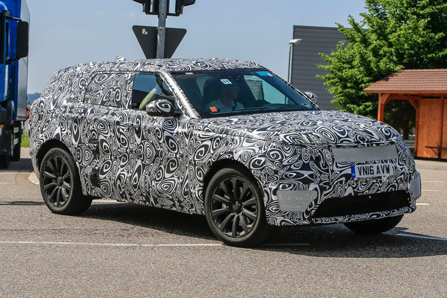Range Rover Sport Coupe spy pics