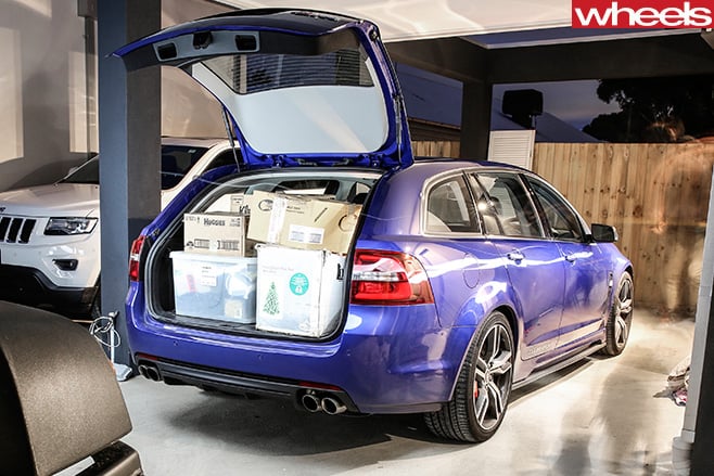 HSV-Clubsport -R8-boot