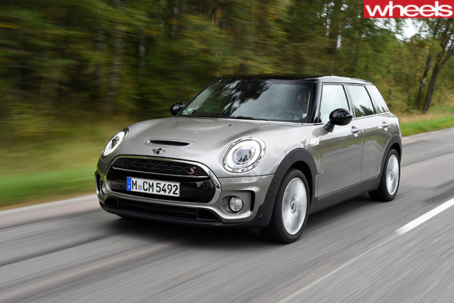 2017-Mini -Clubman -COTY-contender