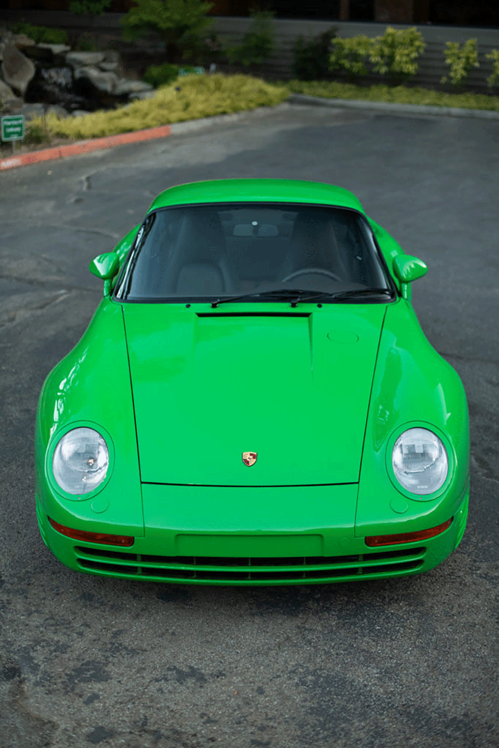 Porsche 959 restomod by Canepa - green