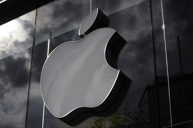 658_Mc Laren _Apple _talks