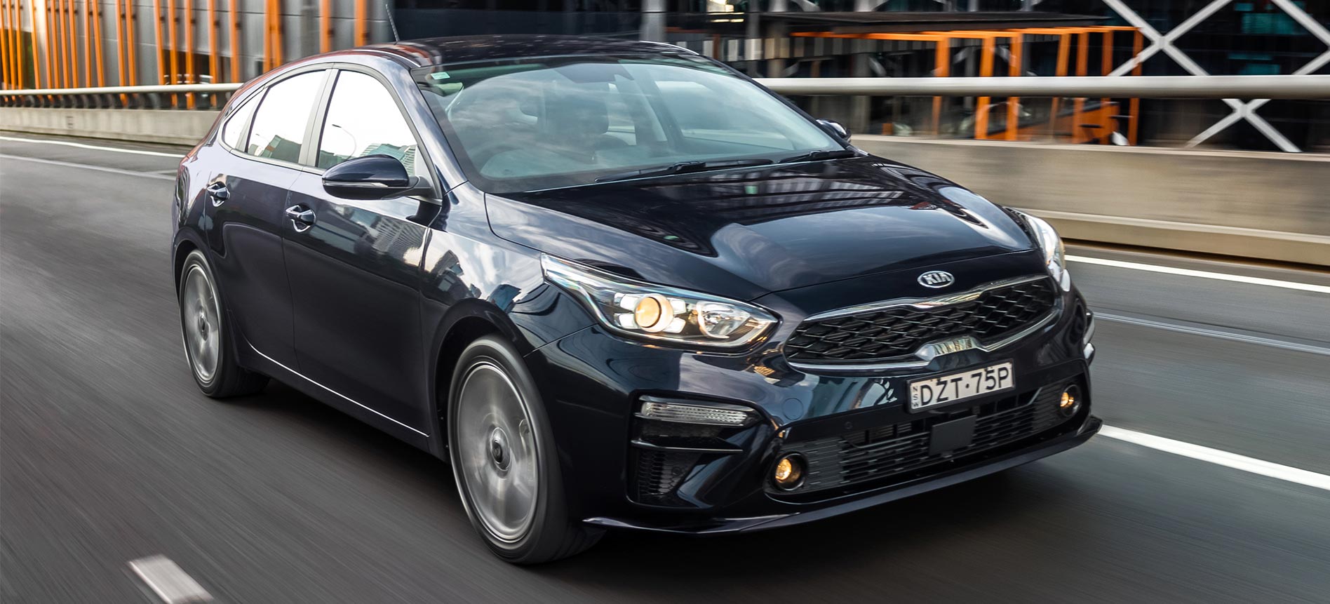 2019 Kia Cerato Sport Hatch quick review feature