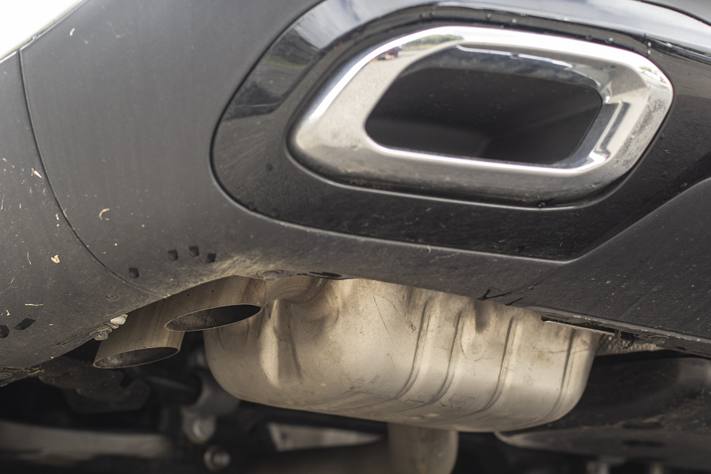 fake exhaust