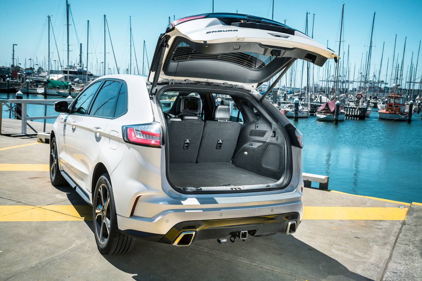 Endura boot space