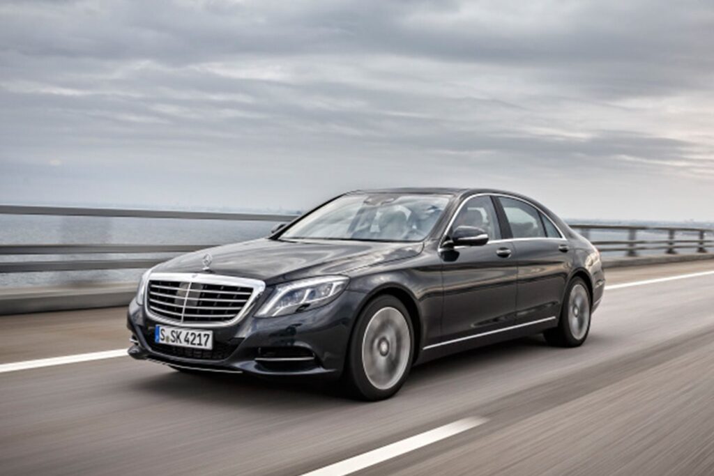 Mercedes unveils upgrades for its 2017 Hybrid