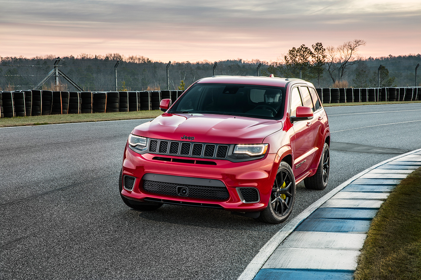 2018 Jeep Grand Cherokee Trackhawk front.jpg