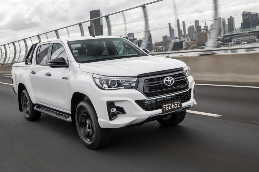 2018 toyota hilux range rogue