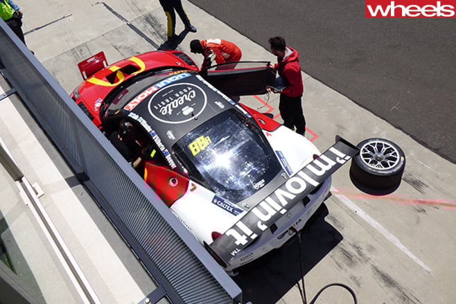 Racecar -Bathurst -top -side