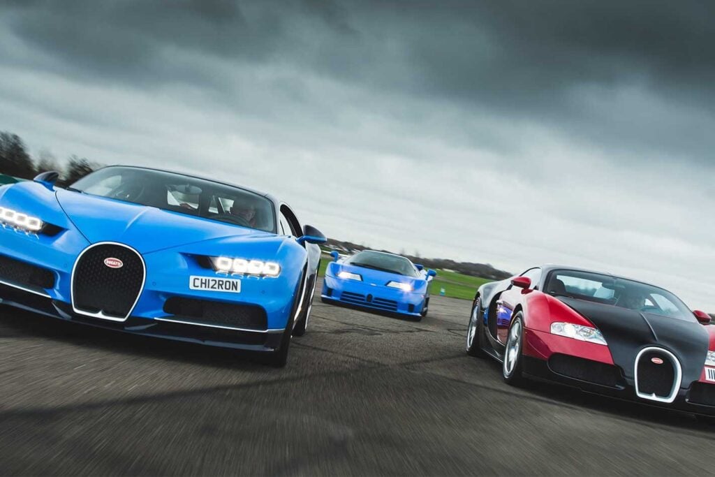 Bugatti Chiron vs Bugatti Veyron vs Bugatti EB110 comparison