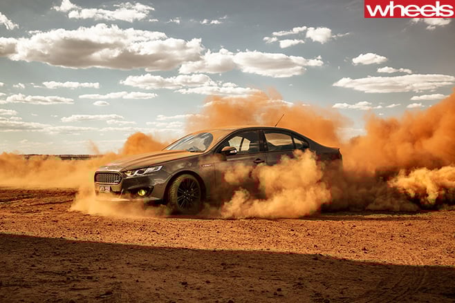 Ford -Falcon -XR8-Sprint -burnout