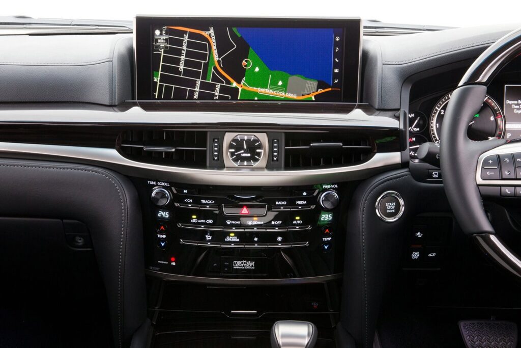 Lexus-infotaintment-system