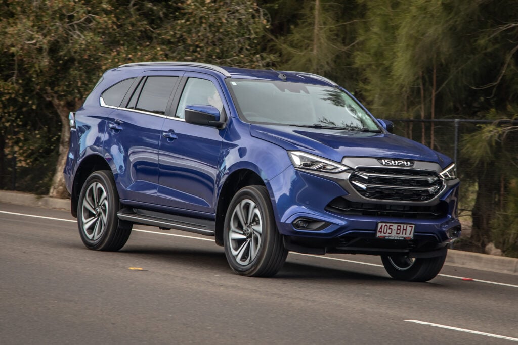 2021 Isuzu MU-X LS-T 4x4 review feature