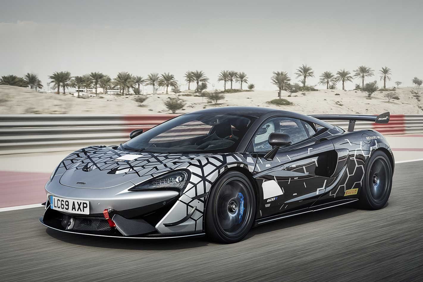 McLaren 620R revealed