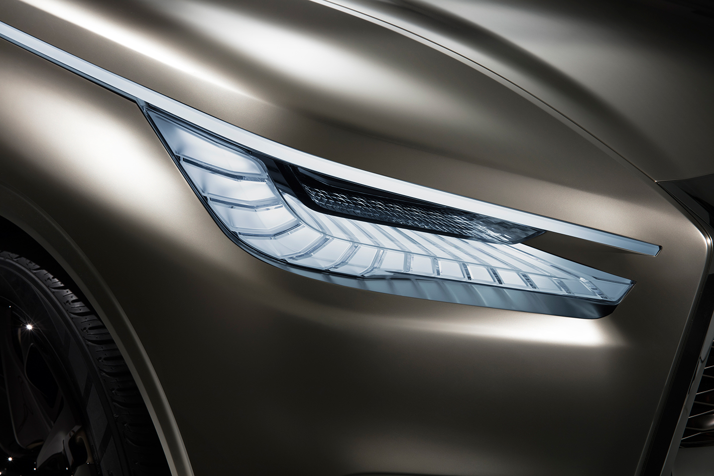 Infiniti QX80 headlight